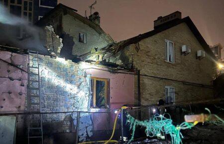 Нічна атака на Київ: пошкодження та пожежі у кількох районах