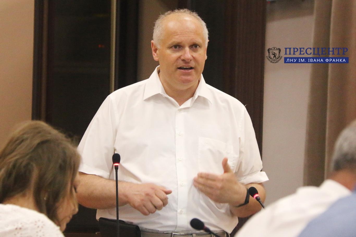 У Міносвіти сказали, за яких умов вступники з окупованих територій мають здавати понад 10 іспитів замість двох