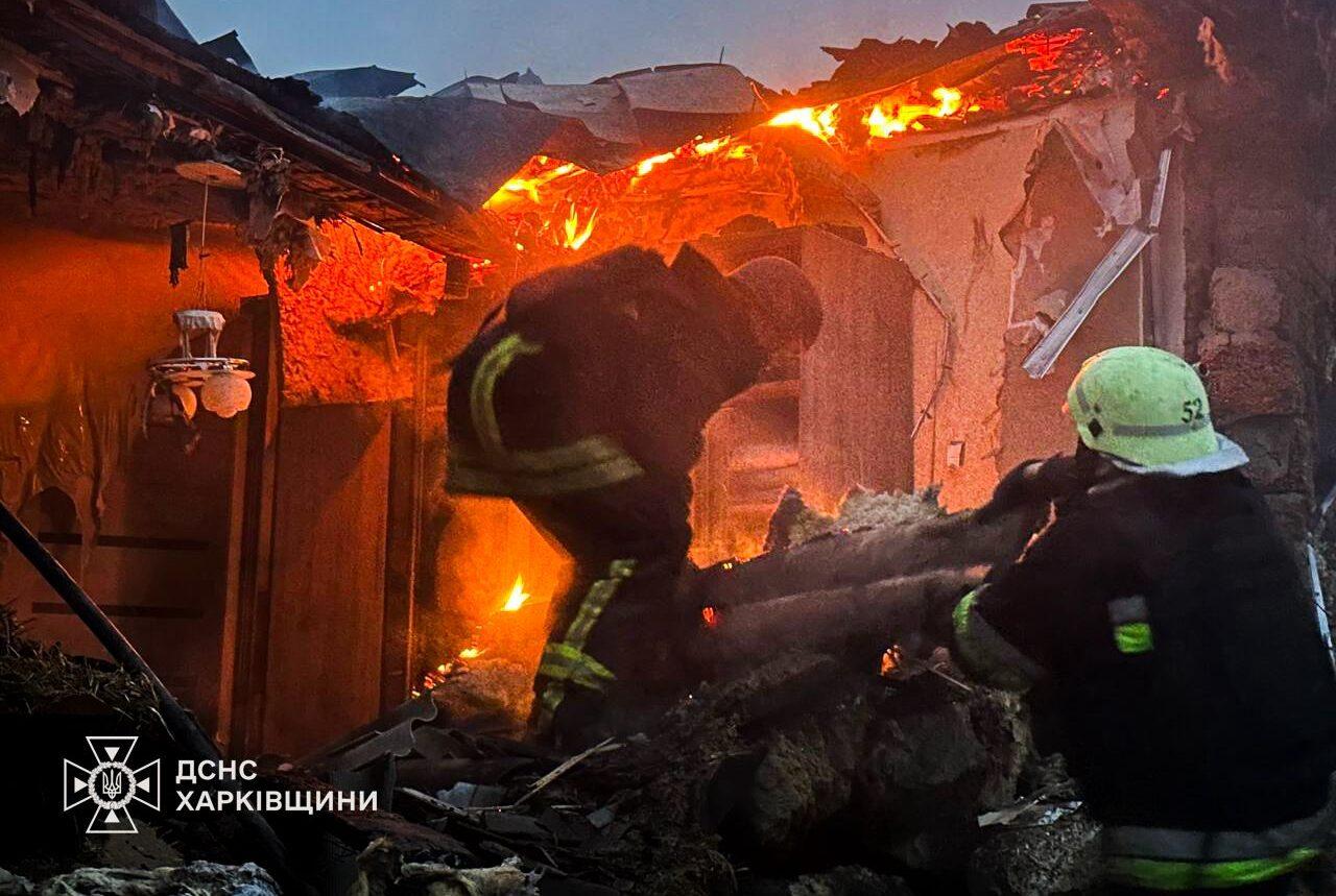 Окупанти атакували Харківщину: сталася пожежа, є постраждалі