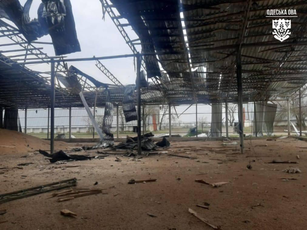 Росіяни масовано атакували південь Одещини ударними безпілотниками (ФОТО)