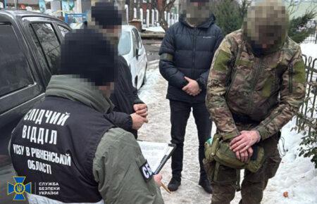 У Рівному чоловік заклав вибухівку в каструлю й залишив її біля кав’ярні