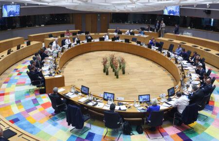 Лідери ЄС сподіваються на перший транш кредиту Україні вже у квітні — висновки саміту ЄС
