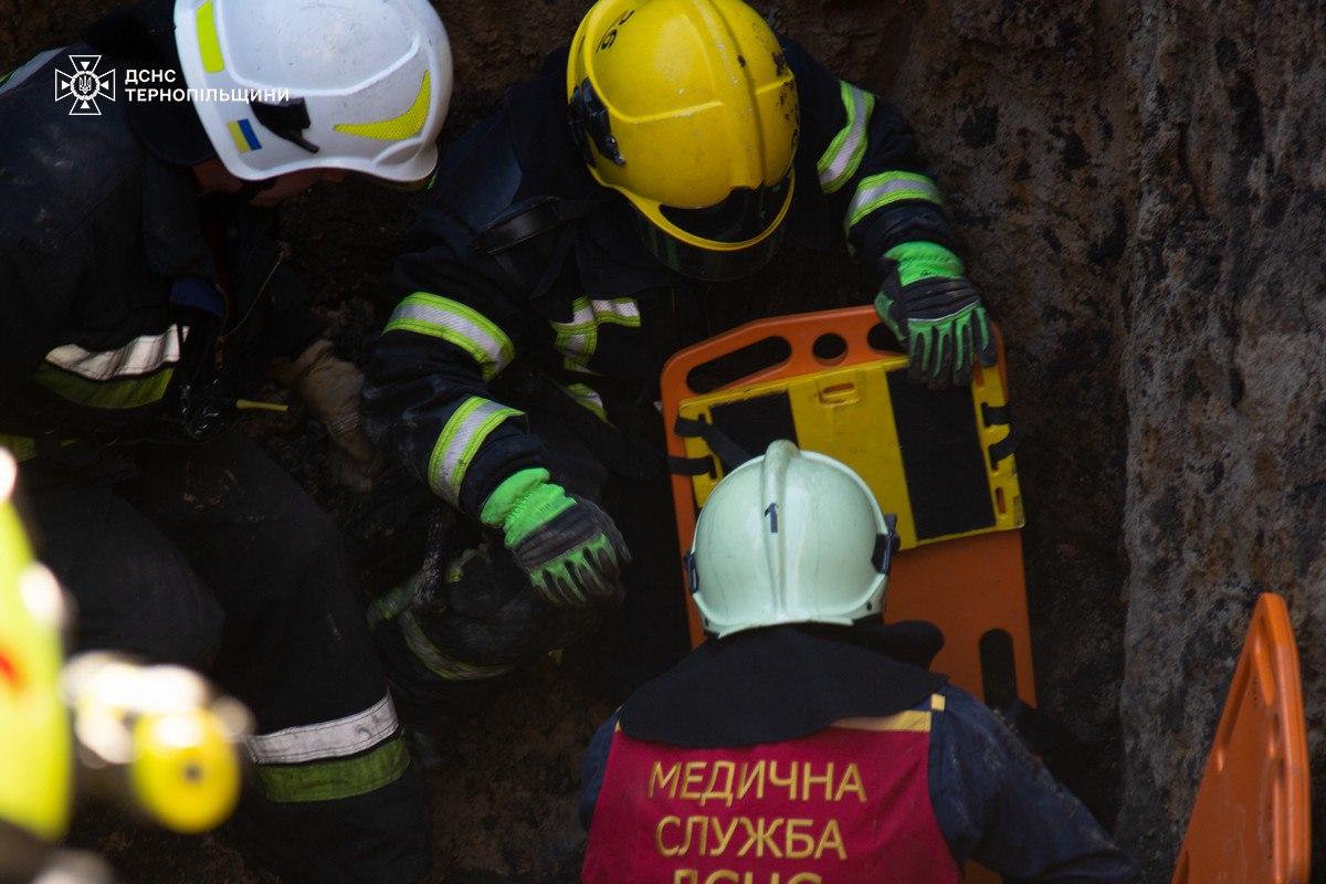 Через обвал ґрунту на Тернопільщині загинув 19-річний хлопець (ФОТО)