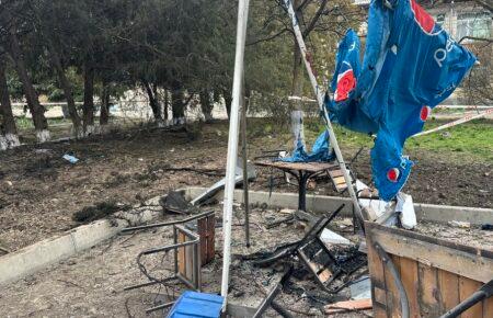 На Миколаївщині внаслідок російської атаки постраждали 10 людей: уламки БпЛА впали на зону відпочинку