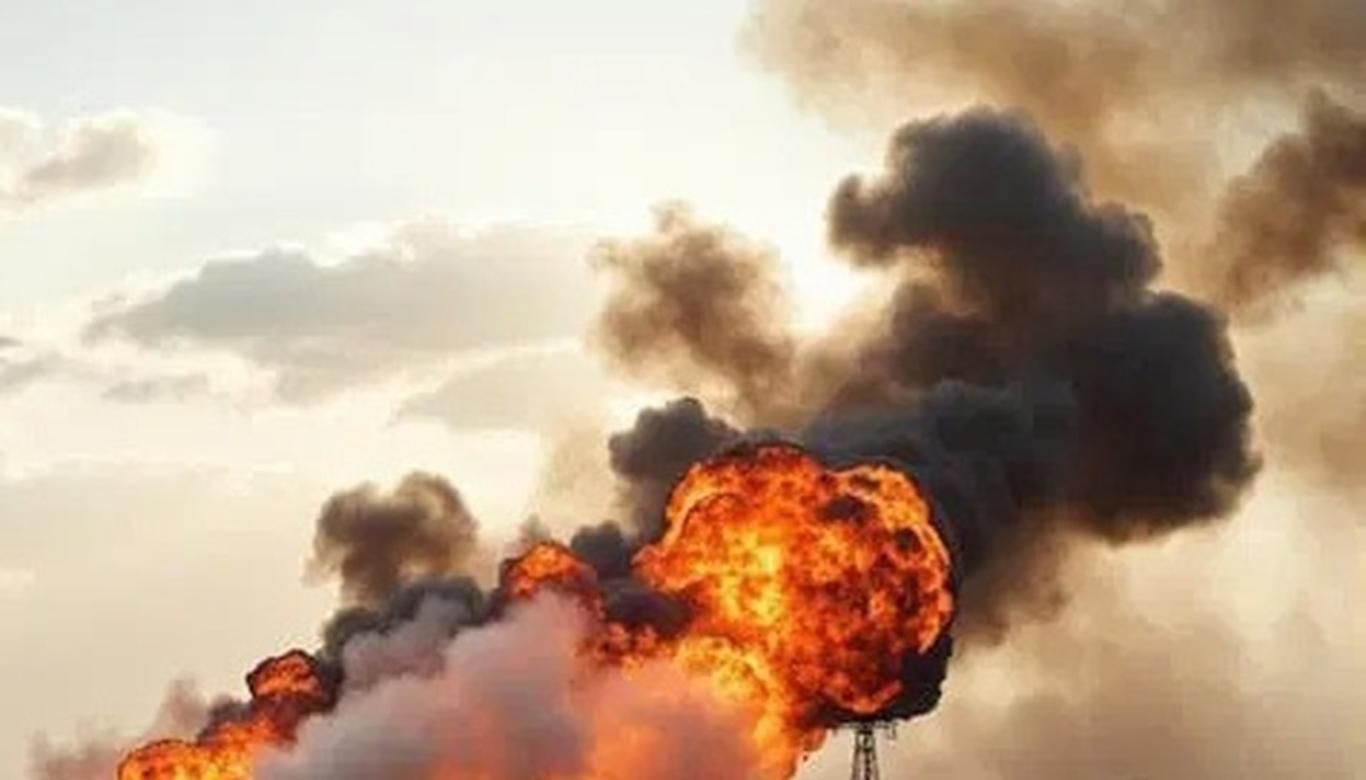 ЗСУ уразили завод у Брянську, що виготовляє системи управління для російських ракет (ВІДЕО)