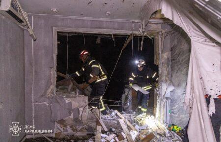 Росія вночі вдарила по багатоповерхівці у Харкові, відомо про 8 поранених