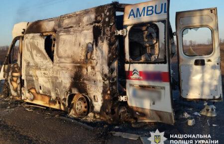 На Харківщині росіяни вдарили FPV-дроном по автомобілю швидкої: загинули двоє медиків, один постраждав