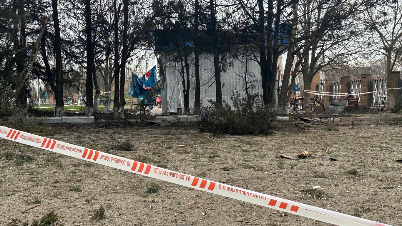 У лікарні померла 13-річна дівчина, яка постраждала через удар РФ по зоні для відпочинку на Миколаївщині