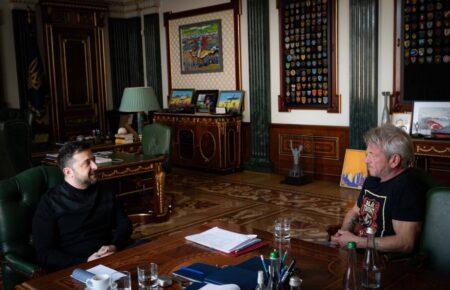 Замість «Оскара» обрав Україну: актор Шон Пенн приїхав до Києва (ВІДЕО)