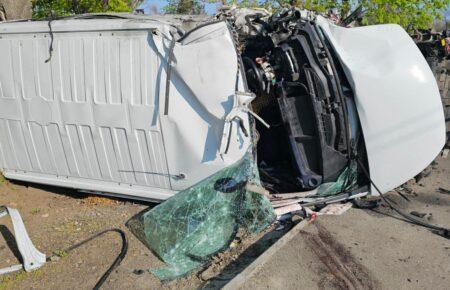 Унаслідок російського удару по автівці у Центральному районі Херсона загинув чоловік