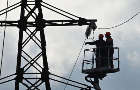 Знеструмлення у 7 областях після чергових російських обстрілів