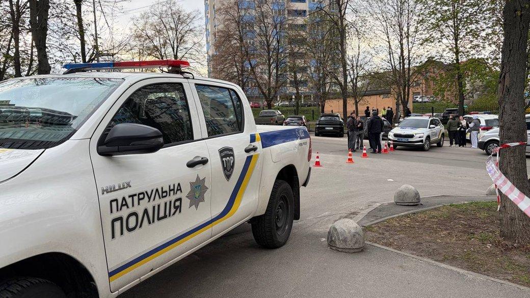 У Голосіївському районі Києва невідомий відкрив стрілянину по людях, є загиблі. Стрільця ліквідували під час затримання (ОНОВЛЕНО)