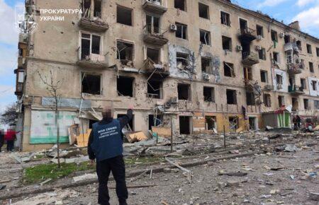 Російська армія вдарила ФАБ-250 по центру Краматорська, є поранені