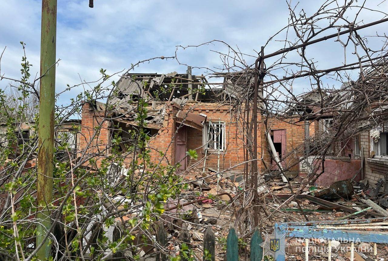 Через російські обстріли на Запоріжжі поранені жінка та 10 поліцейських