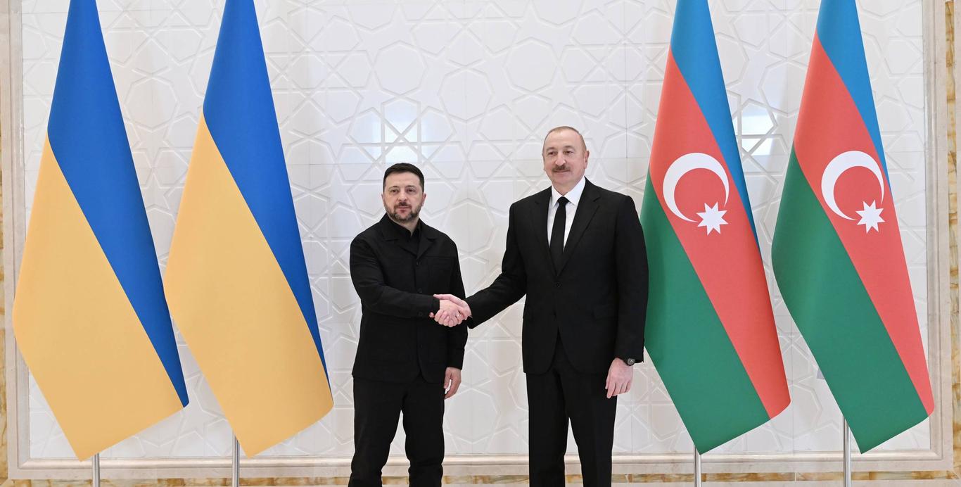 Україна готова до проведення тристоронніх переговорів зі США та РФ в Азербайджані — Зеленський