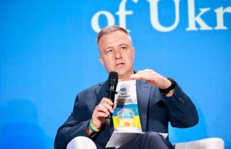 «Росія хоче зробити з українських дітей російських солдатів», — Кулеба