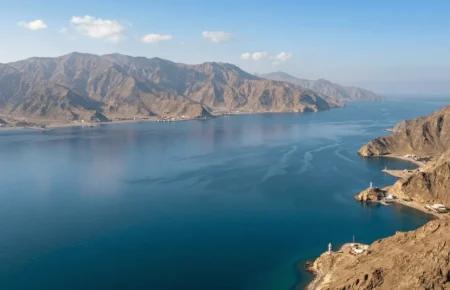 ​​Якщо Ормузька протока залишиться заблокованою, світ не зможе без російської нафти, — Загребельська