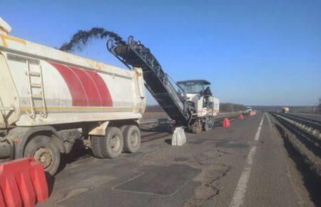 Уряд ухвалив постанову про пришвидшення відновлення прифронтових доріг