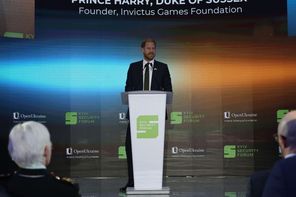 Принц Гаррі: Війна виснажує і психологічно, це невидимі втрати України
