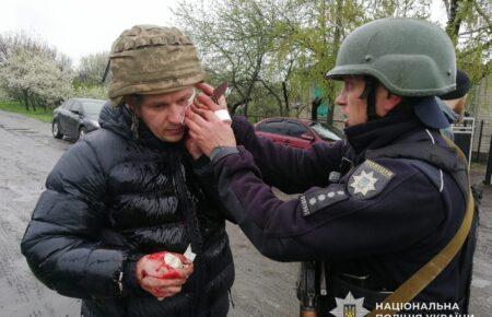 Чоловік кинув дві гранати в поліцейських під час затримання на Дніпропетровщині, є поранені