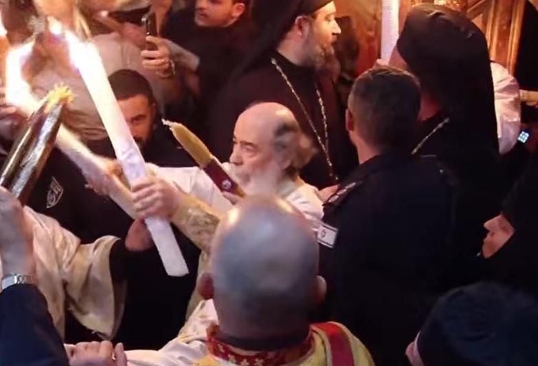 Благодатний вогонь зійшов у Єрусалимі 