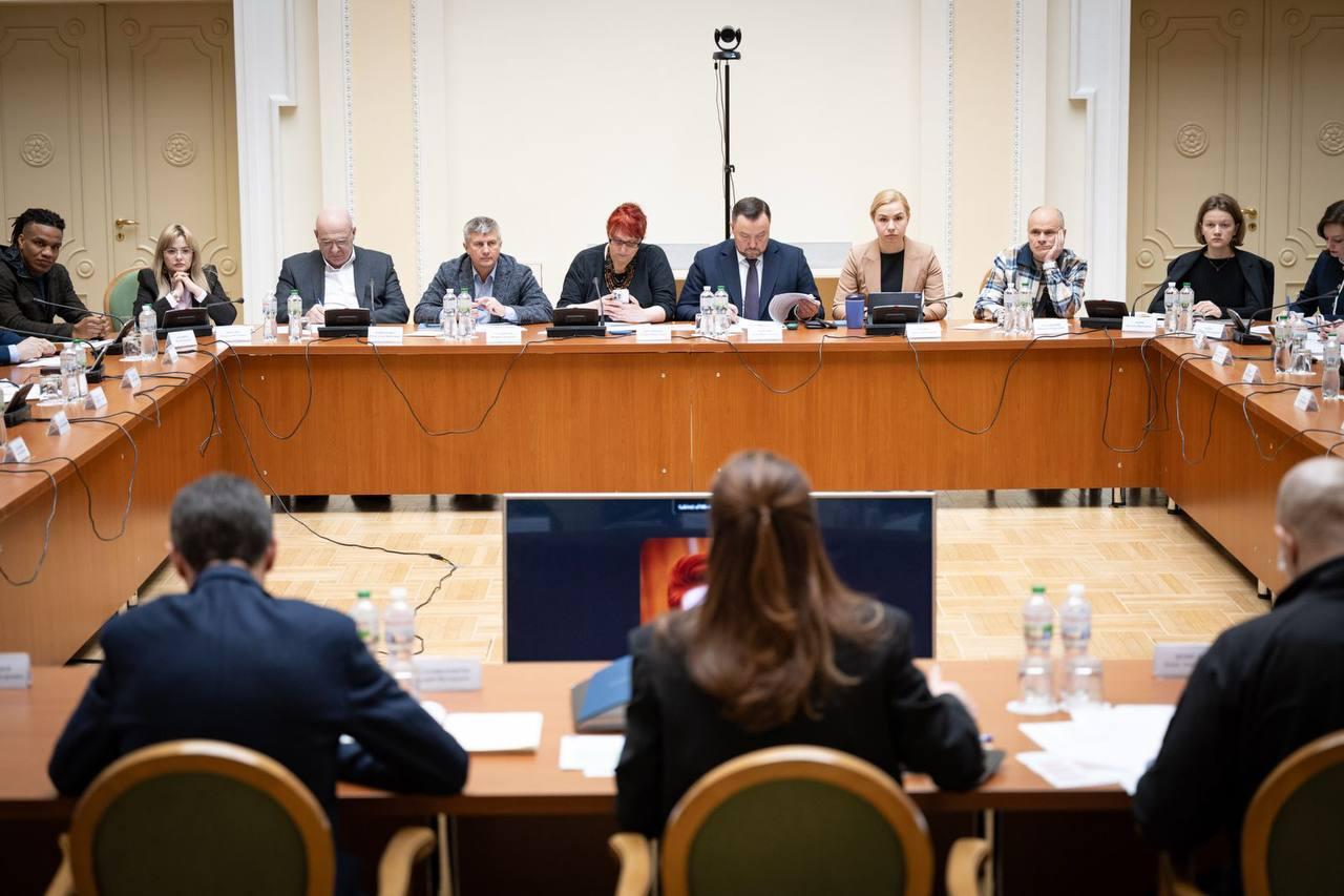 Уряд і парламент домовились про розгляд законопроєктів, потрібних для отримання грошей від МВФ та ЄС