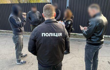 Поліція викрила масштабні розкрадання на дровах для ЗСУ