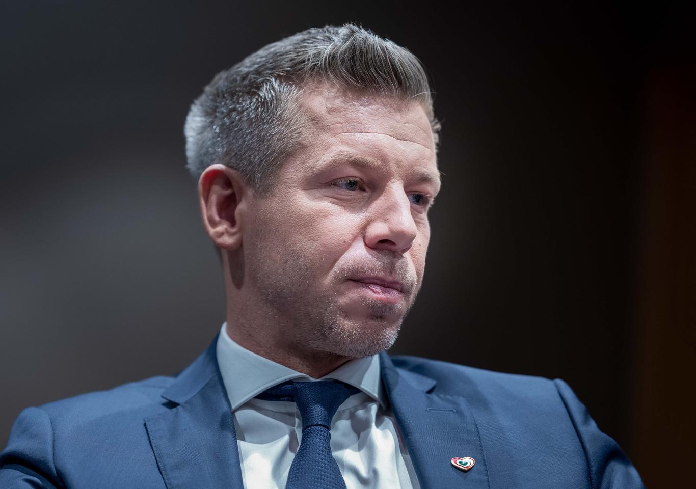 Петер Мадяр каже, що 100 тисяч угорців Закарпаття не мають базових прав людини