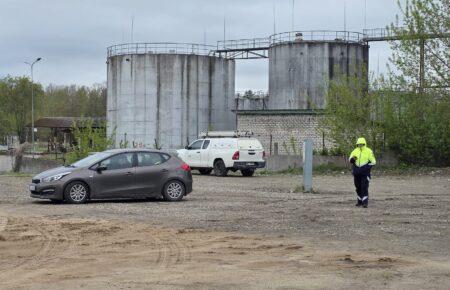 У нафтобазу в Латвії влучили українські дрони під дією російської РЕБ