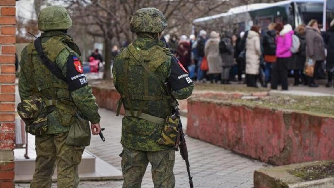 Росія депортує людей з місць несвободи на окупованих територіях: як їх повернути
