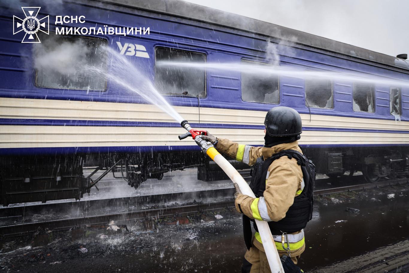 Російські атаки на залізницю вбили 165 людей з початку великої війни — голова Нацполіції