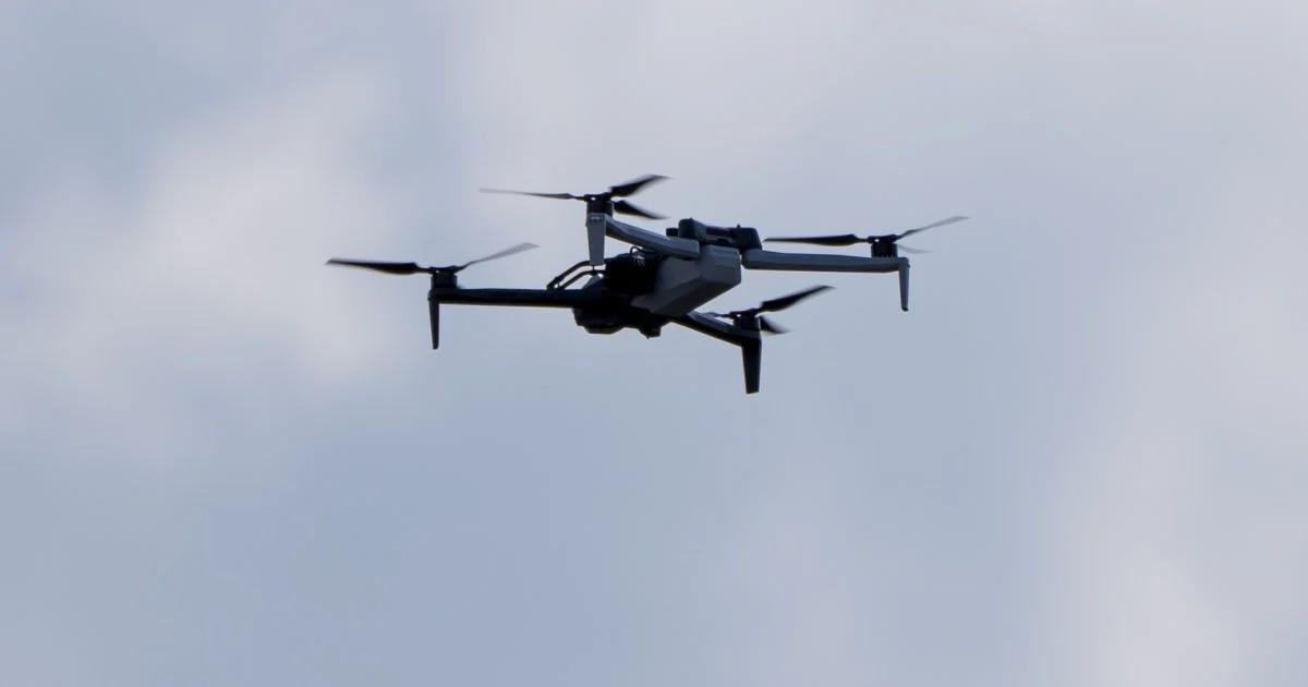 Запорізька область: FPV-дрон росіян атакував авто, загинув чоловік, двоє людей поранені