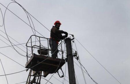 Через обстріли у перший день травня знеструмлення у 4 областях