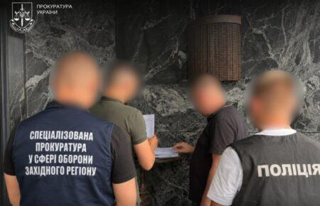 Посадовців ТЦК у двох областях викрили на фіктивній мобілізації для виконання плану