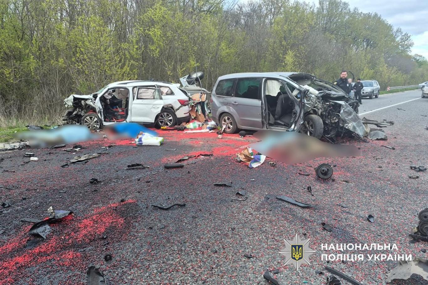 Двоє військових ТЦК та один цивільний загинули в ДТП на Черкащині (ФОТО, ОНОВЛЕНО)