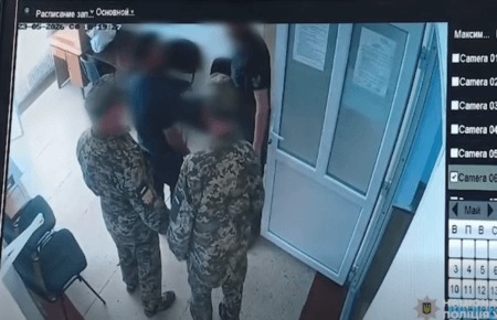 Самогубство чоловіка в Тернопільському ТЦК: поліція опублікувала відео, яке підтверджує версію слідства