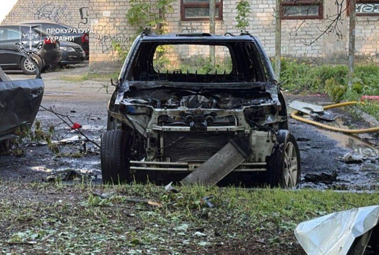 Автомобіль, який вибухнув у Дніпрі 7 травня, належав військовому, підозрюваних у теракті затримали