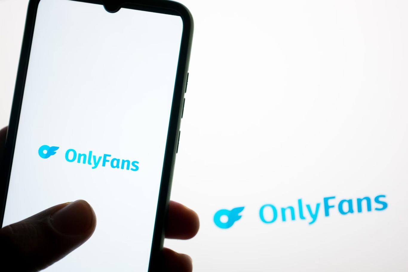 Адвокатка розповіла деталі про заробіток на OnlyFans: найбільше заробляють не моделі