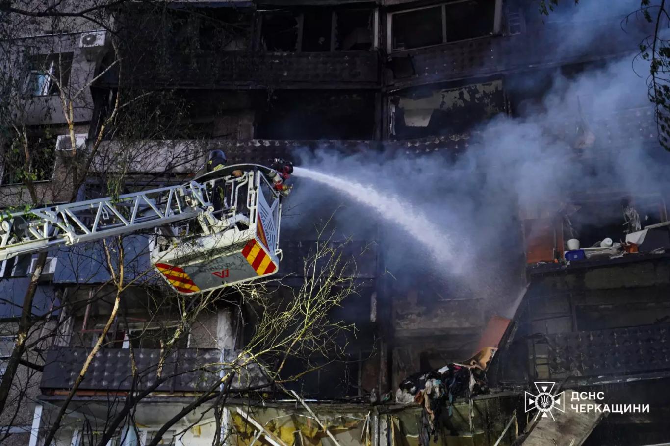 Через атаку російського БпЛА у Черкасах постраждали 11 людей, з них 2 — діти