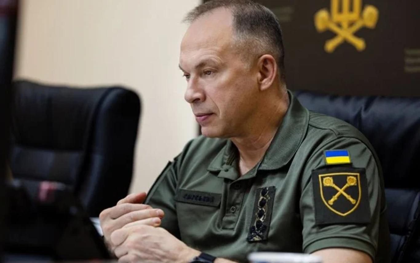 Сирський доручив збільшити кількість медиків у ЗСУ й пояснив причину