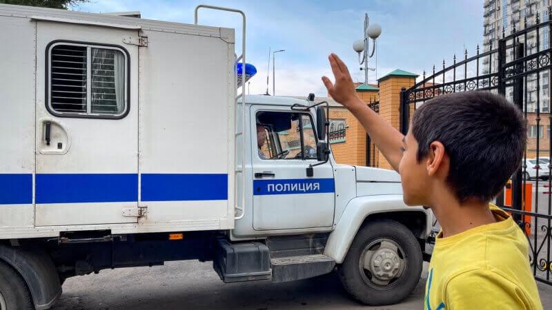 У тимчасово окупованому Криму через зруйновані мости та дефіцит пального окупанти призупинили вивезення політв’язнів
