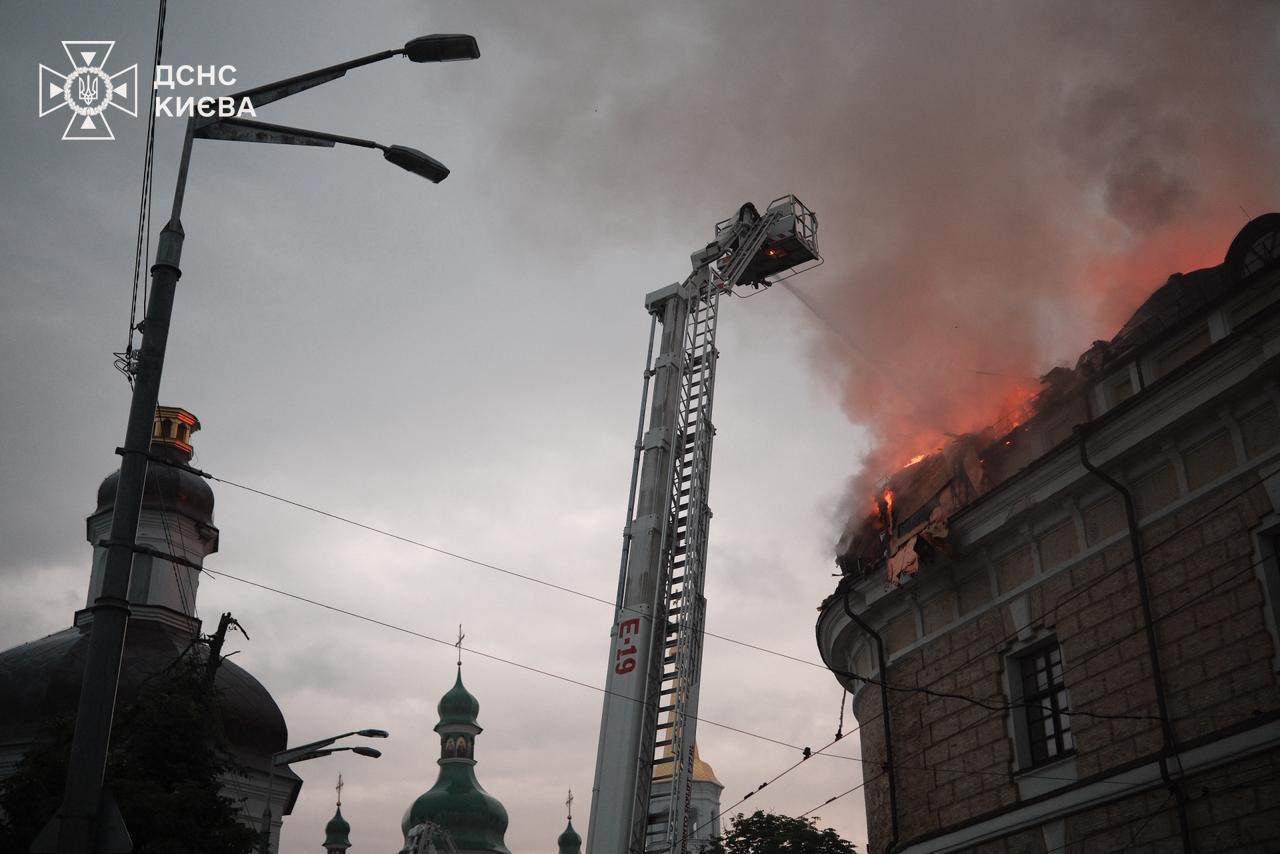 Удар по Лаврі: пошкоджено 19 об’єктів, на відновлення потрібно понад 500 мільйонів гривень