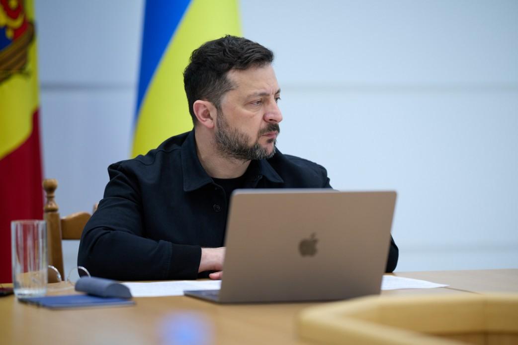 Зеленський розповів, про що говорили на зустрічі G7