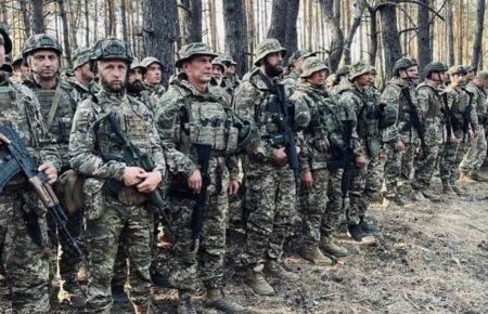 Скандал довкола полку «Скеля»: ми поспілкувалися з його представником і авторкою розслідування. І ось що дізнались