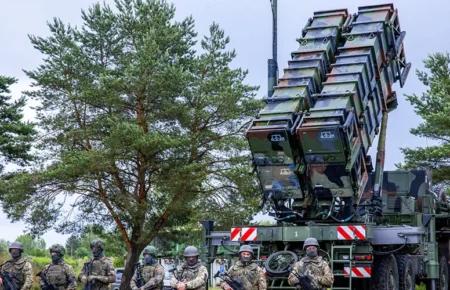 Україні потрібні щонайменше 2 тис. ракет для Patriot на рік, США виготовляють 700, — Коваленко