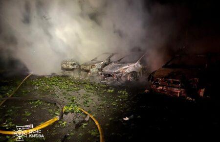 У ДСНС розповіли про наслідки нічного російського балістичного удару по Києву (ФОТО)