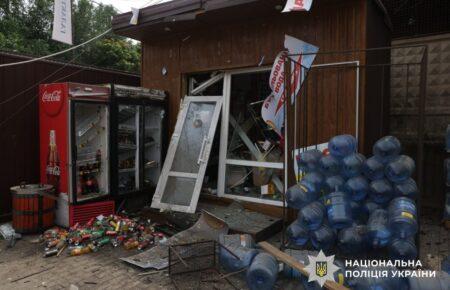 Росіяни скинули три КАБи на Запоріжжя — пошкоджене підприємство, поранено дітей (ФОТО)