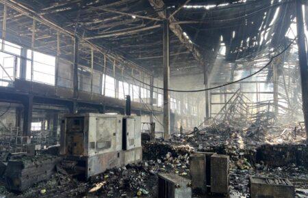 У Києві внаслідок російської атаки знищено гуманітарний склад Червоного Хреста