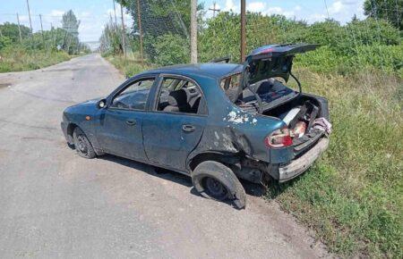У Слов'янську ворожий FPV-дрон атакував авто комісії програми «єВідновлення»