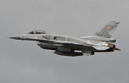 Польські F-16 перехопили над Балтикою російський літак-розвідник Іл-20
